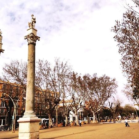 Estudio Morgado.Tranquilidad. Calle Amor De Dios! Sevilla Buitenkant foto